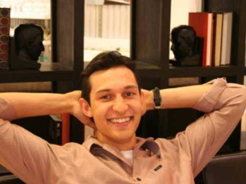 <p>17- Nolan Parker: 19 yaşındaki Parker, mali krizin hemen öncesinde yatırım yapmaya başladığını söylüyor. Parker’in yatırım enstrümanı ise hisse senetleri. Norman G. Fosback’ın kitap eden Parker da analist olmak istiyor.</p>
