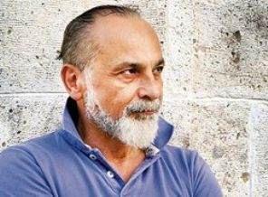 <p>Haşmet Babaoğlu<br />Eski GS'den geriye sadece Selçuk'un hatırası ve Drogba'nın şutları kalmışsa oturup düşünülmeli: Neden?</p>