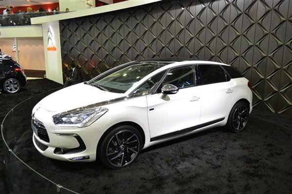   Citroen DS5