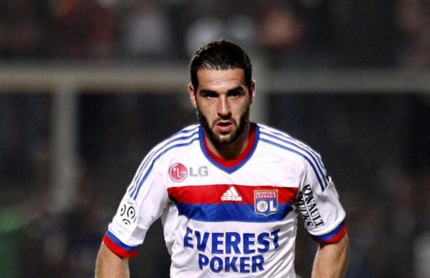 17-) OLYMPIQUE LYONNAIS 131.9 MİLYON EURO