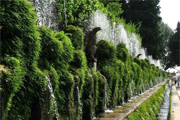 <p>Villa d'Este</p>
<p>İtalya</p>