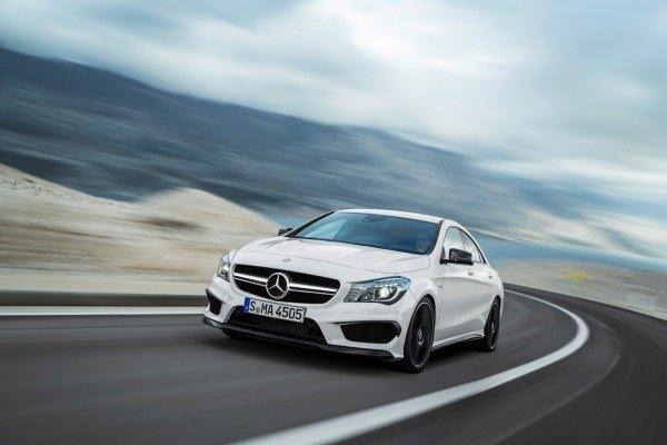 <p><strong>2014 Mercedes-Benz CLA</strong></p>