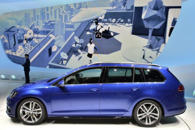 Uluslararası Otomobil Fuarı'nda tanıtılan son model otomobiller görücüye çıktı.