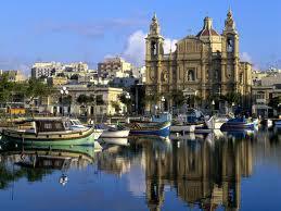 <p>18. Malta<br />1 litre benzinin ortalama fiyatı 1.97 dolar<br />1 litre benzin için günlük ücretten ayrılan pay yüzde 3.24</p>