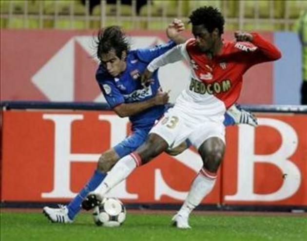 Monaco-Nice: 3-4 2 Ekim 2004’de Saviola ve Adebayor'un iki golüyle 3-0 geriye düşen ev sahibi Nice, Victor Agali(3) ve Vahirua'nın golleriyle sahadan 4-3'lük galibiyetle ayrıldı.