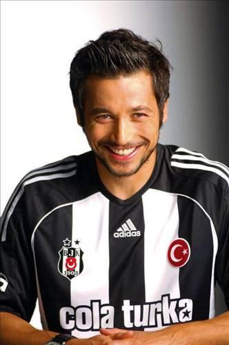 <p>İlhan Mansız, Beşiktaş'tan Vissel Kobe'ye: 4 milyon Euro</p>