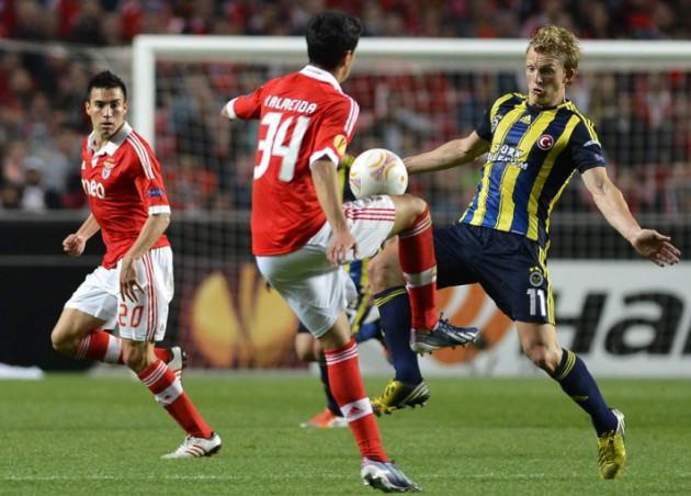 Tesekkurler Fenerbahce. Herseye ragmen bizi gururlandirdiniz, muthis mucadele ettiniz.. Bu sene olmadi seneye olur, daha sonra olur!