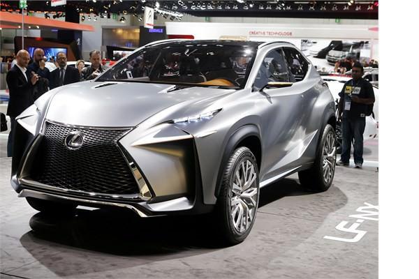 <p>Lexus</p>