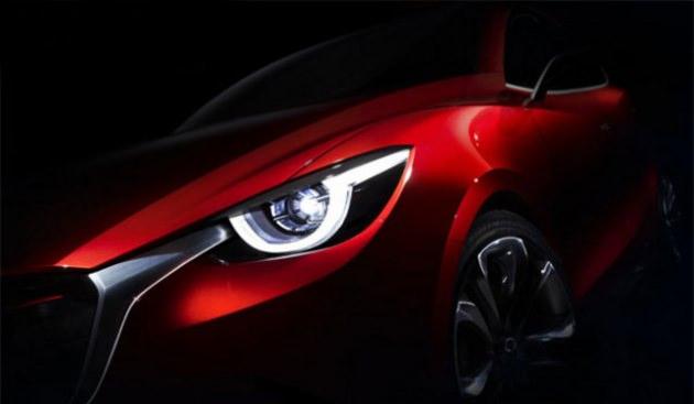 <p><strong>Mazda Hazumi</strong></p>
<p>Fuarda ilk defa gün yüzüne çıkacak otomobillerden biri de Mazda'nın yepyeni modeli Hazumi. Daha önce basına sızan fotoğrafları oldukça heyecan yaratmıştı.</p>