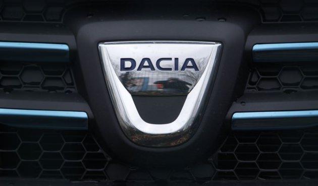 <p><strong>Dacia:</strong><br />16 adet sattı</p>
