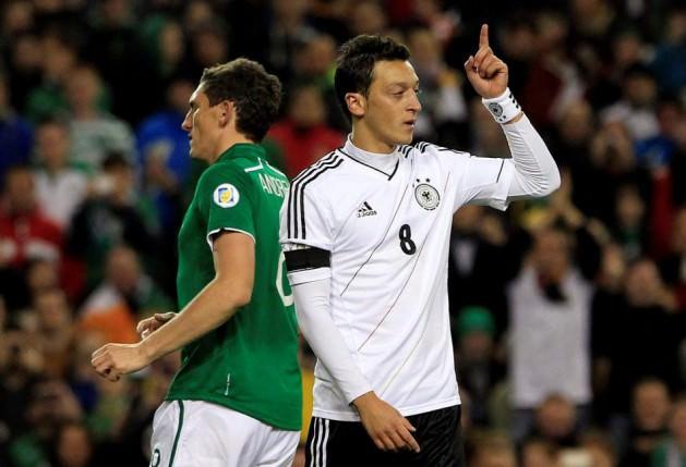 MESUT ÖZİL 40 MİLYON EURO