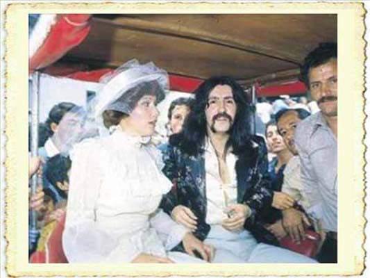 <p>Barış Manço ile Lale Çağlar</p>

