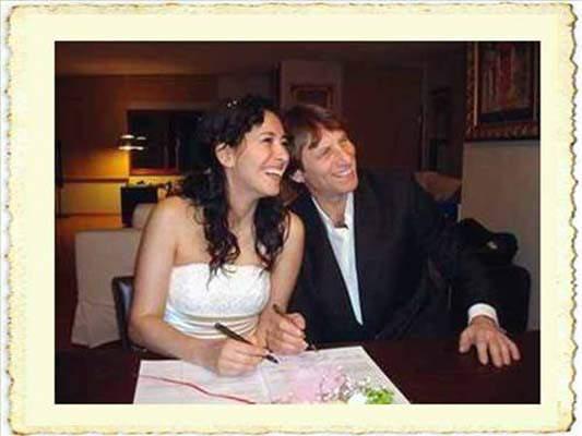 <p>Kaya Çilingir ile Feraye Tanyolaç</p>