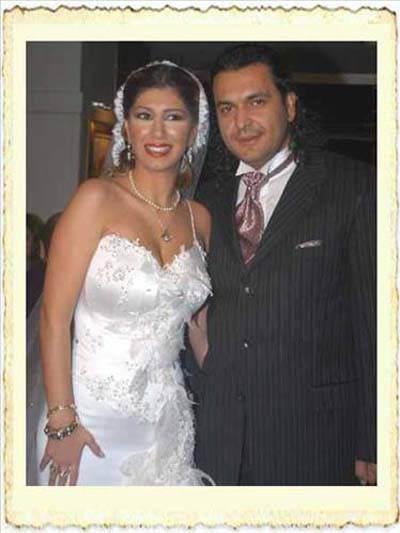 <p>Nadide Sultan ile Murat Sakaryalı</p>
