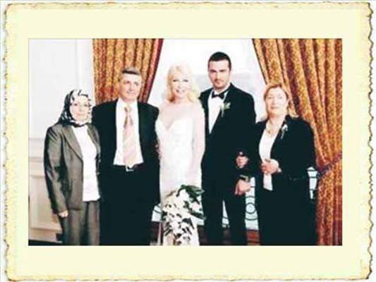 <p>Seda Sayan ile Onur Şan</p>
