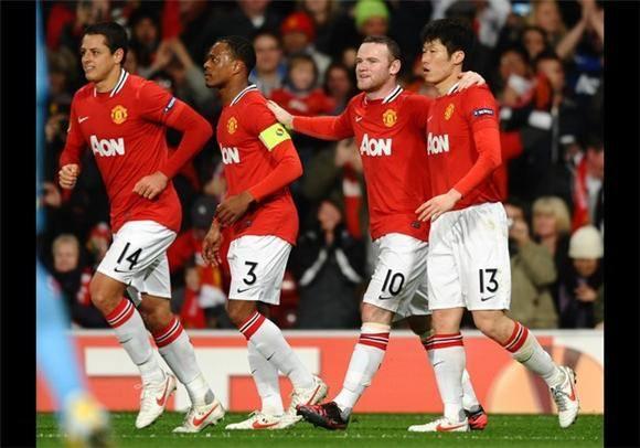 1 Manchester United Değer: $2.23 milyar