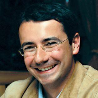12-) Serdar Özkan Kazanç: 513.000 Yayınevi: Altın Kitaplar / Artemis Yayınları Toplam Baskı Adedi: 260.000 Toplam Cirosu: 3.420.000