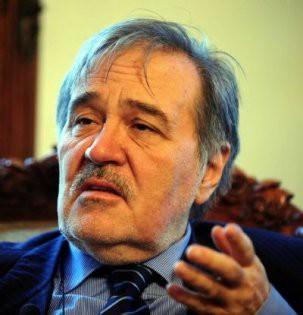 18-) İlber Ortaylı Kazanç: 194.500 Yayınevi: Timaş Yayınları Toplam Baskı Adedi: 90.000 Toplam Cirosu: 1.556.000