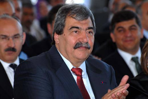 <p>3-4 milyar dolar</p>
<p>19- Konukoğlu Ailesi</p>
<p>Sanko Holding</p>