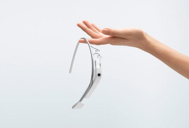 Teknoloji meraklılarının uzun süredir beklediği Google Glass, önümüzdeki hafta satışa çıkıyor.