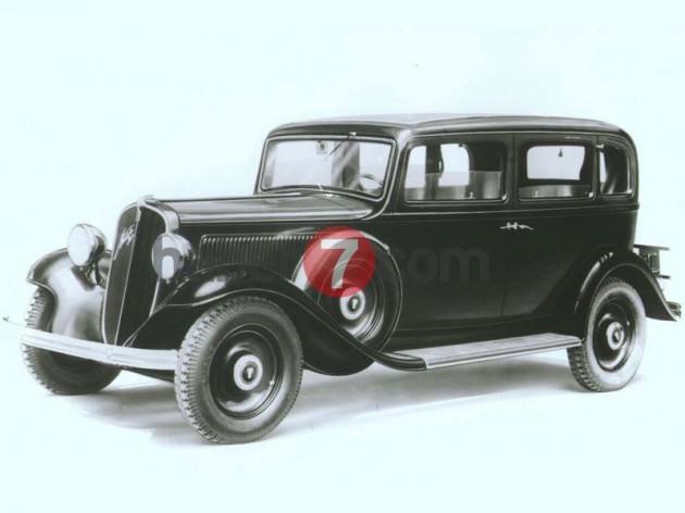 <p>1933 Fiat 518 Ardita 2000</p>