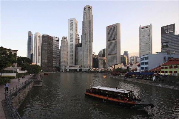 <p>3. Singapur</p>
<p>60 bin 799 dolar</p>