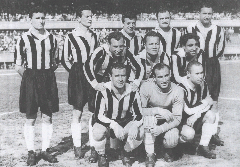 <p>1946-50 İstanbul Ligi Şampiyonu Beşiktaş Futbol Takımı. Üst sıra : Süleyman (Seba), Şevket (Yorulmaz), Bülent, Kemal, Şükrü. Orta Sıra : Çaçi, Ali İhsan, Hüseyin. Alt sıra : Yavuz, Fevzi, Dr. Vedi</p>