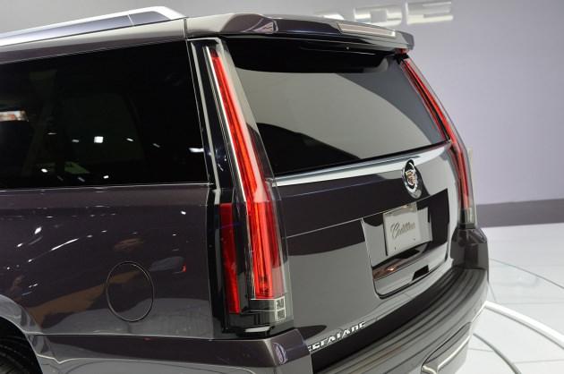 <p>2015 Cadillac Escalade</p>