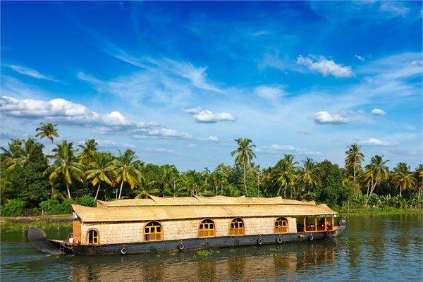 <p>Kerala</p>
<p>Hindistan</p>