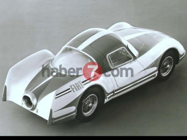 <p>1954 Fiat Turbina Concept</p>