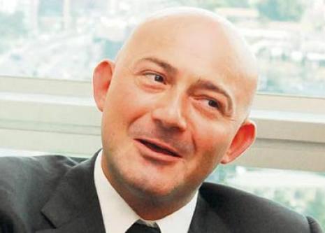 Doğuş Holding’in patronu Ferit Şahenk, yeme-içme sektörüyle ilgili“İstanbul ve Türkiye’ye katkısı olacak, bütçemize ve stratejimize uyan yerlere yatırım yapmaya devam edeceğiz” dedi.