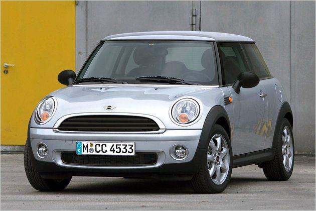 <p>MINI - One<br />21.376 €</p>
