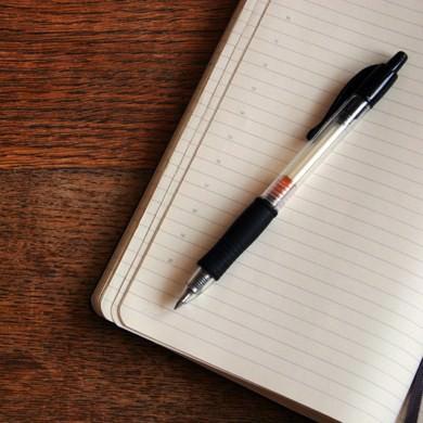 Bir defter alıp içinizden gelen ne varsa sayfaları doldurmaya başlayın.