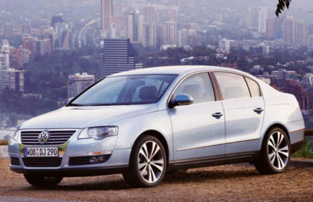 <p>22- VW PASSAT 1.4 TSI Orta sınıfta en geniş motor ve donanım seçeneğini sunan 122 HP’lik Passat’ın 1.4 TSI’ı ortalama 6.6 lt/100 km benzin tüketim değerine sahip.</p>