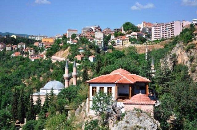 <p><strong>64 Bilecik</strong></p>
<p>Çocuk nüfusu: 49.594</p>
<p>İl nüfusuna oranı: %22,71</p>