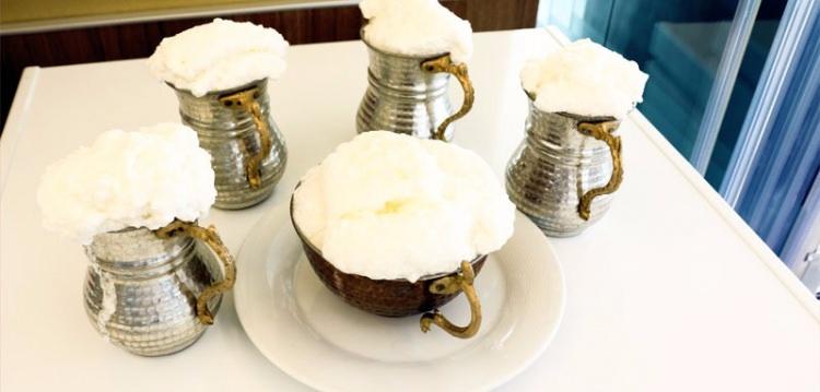 <p>Cilt maskelerinde cildin temizlenmesi dışında güneş yanıklarının tedavisinde de kullanılmaktadır. </p>
