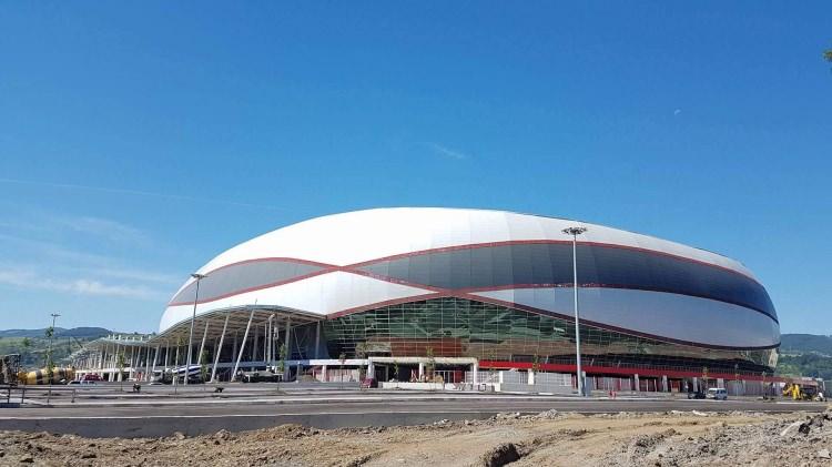 <p>Yeni Samsun Stadı<br />
​Kapasite: 33.000</p>
