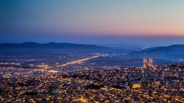 <p><strong>Kahramanmaraş</strong></p>

<p>Kayıtlı Suriyeli: 89,715</p>

<p>Şehir Nüfusu: 1,12,634</p>

<p>İl nüfusu ile karşılaştırma yüzdesi: 8.06</p>
