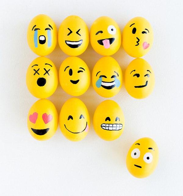 <p>Yumurta yemek istemeyen çocuklarınıza, evde yapacağınız pratik emojilerle yumurtayı sevdirebilirsiniz</p>
