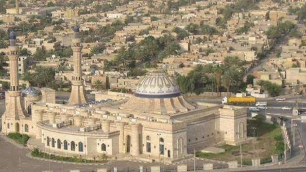 <p>El Ezher Camii -Mısır</p>

<p> </p>
