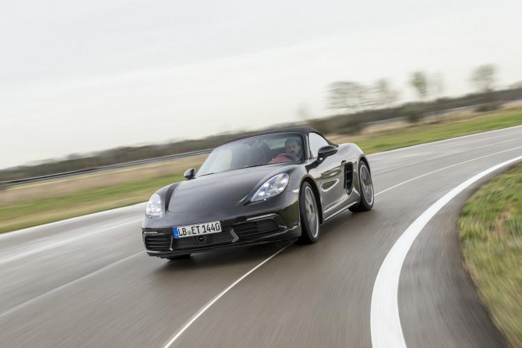 <p>Bu motor Porsche 718 Boxster ve 718 Cayman modellerinde kullanılıyor.</p>
