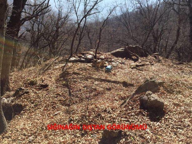 <p>Bitlis Valiliğinden yapılan yazılı açıklamada, Bitlis'te terör örgütü PKK mensuplarına yönelik 10. Komando Tugay Komutanlığına bağlı birliklerce 20 Aralık'ta Bitlis merkez şehir bölgesi kırsalında, bölücü terör örgütü mensuplarını aramak, bulmak, etkisiz hale getirmek ve bölgede tespit edilen sığınak ile barınakları kullanılamaz kılmak amacıyla, "Şehit Topçu Teğmen Cemal Tepeli-1" operasyonu başlatıldığı belirtildi</p>
<p> </p>