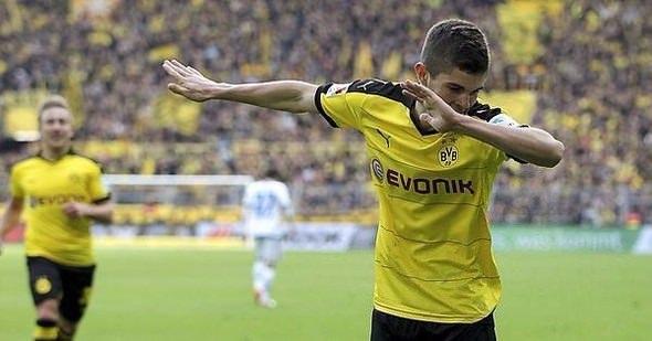 <p><strong>Christian Pulisic (Sol açık)</strong><br />
<br />
Yaş: 18<br />
<br />
Takım: Dortmund<br />
<br />
Ülke: ABD<br />
<br />
Değeri: 19.25 milyon Euro</p>
