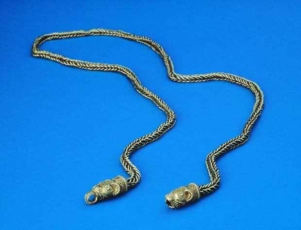 <p>Amat&ouml;r arkeologlar keşfi, Danimarka'nın g&uuml;ney ucunda yer alan Yutland yarımadasında yaptı.</p>

<p>&nbsp;</p>
