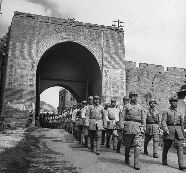 <p>14. Yüzyıllar boyunca Çin Seddi üzerinde binlerce savaş yaşanmıştır.</p>