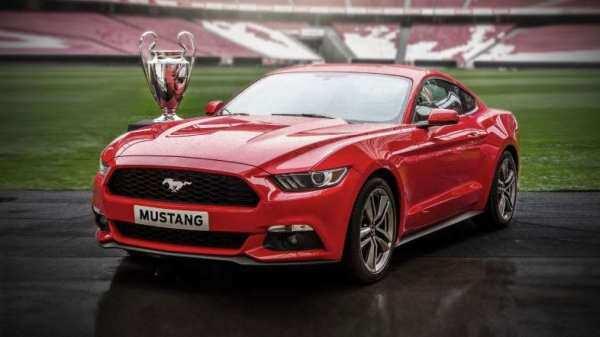 <p>FORD MUSTANG</p>

<p>2015 Dünyada Yılın Otomobili finalistleri açıklandı. Otomotivin en prestijli ödüllerinden biri olan Dünyada Yılın Otomobili (World Car Of the Year) Ödülü, Nisan ayında New York Motor Show'da verilecek...</p>
