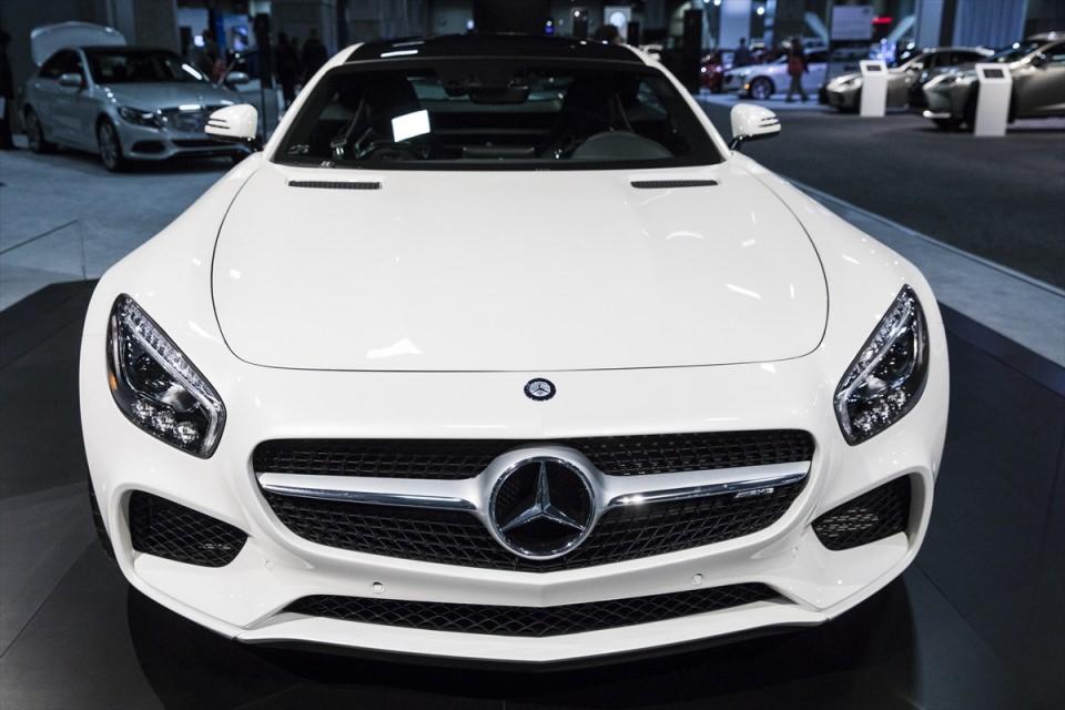 <p>Mercedes AMG GT</p>
