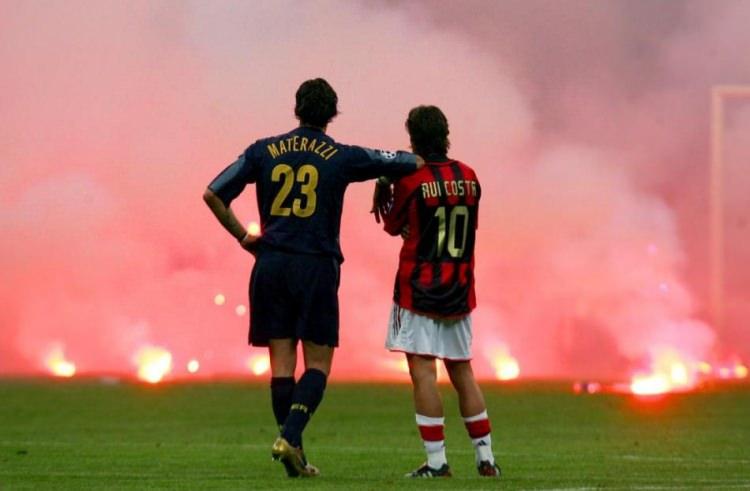 <p>22- <strong>AC Milan - Inter Milan</strong><br />
<strong>Aldığı oy:</strong>7.9</p>
