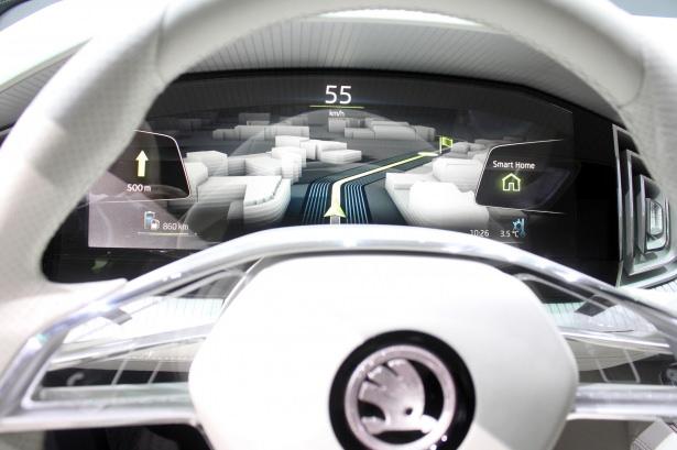 <p>Skoda VisionS, şimdilik konsept olarak tutuluyor.</p>