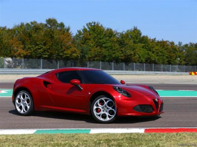 2014 Alfa Romeo 4C 55 bin dolar